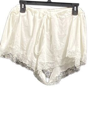 SKIMS LACE TRIM LOUNGER SHORTS 4X